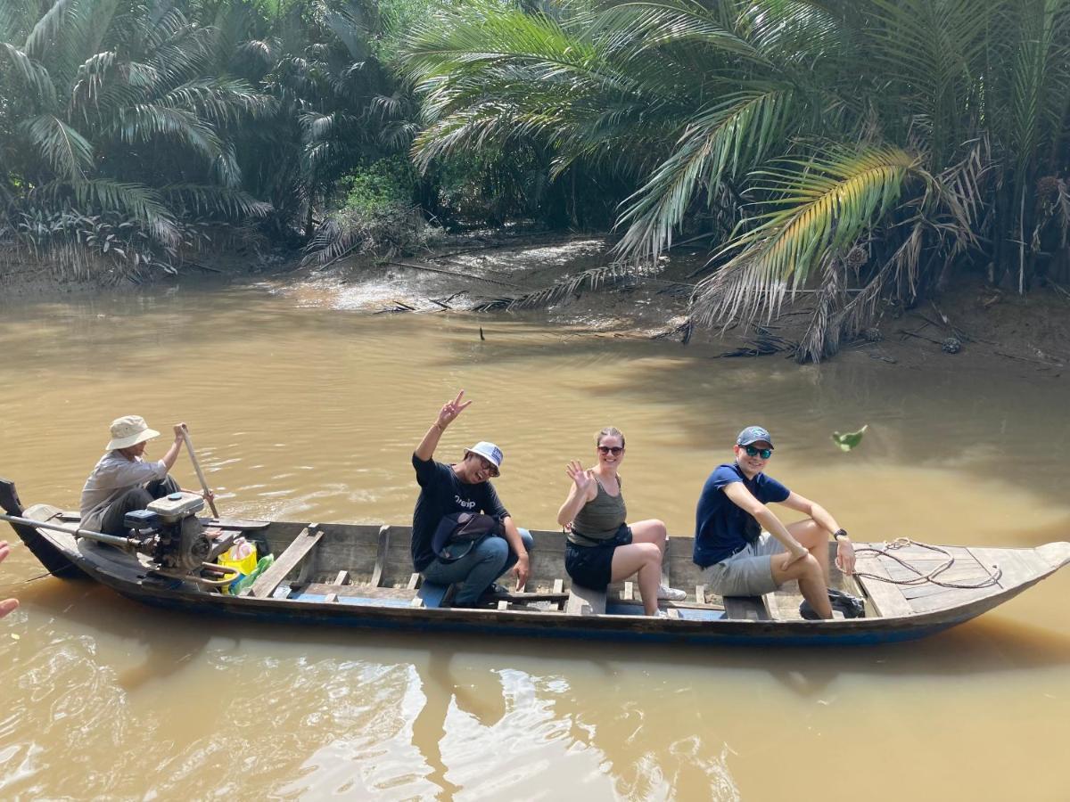 Bentrestay Giong Tu Dien Buitenkant foto