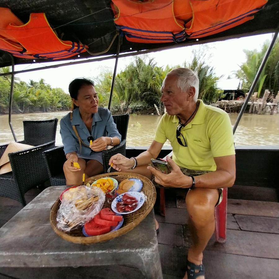 Bentrestay Giong Tu Dien Buitenkant foto